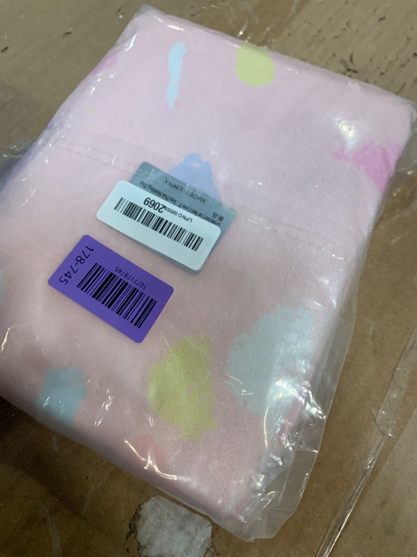 Photo 1 of ** USED**LoyaGour Car Seat Cover Protector Front Seats,for Gym Workout,Running,Swimming,Beach and Hiking,Waterproof Sweat Towel Bucket Seat Covers for Cars SUV Trucks (Pink Marbling, 1Pcs)