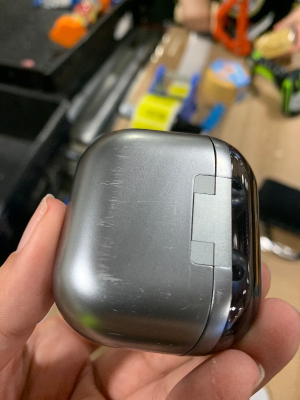 Photo 1 of ****USED*** SAMSUNG Galaxy Buds3 Pro (2024, ANC) Water Resistant, AI Real-Time Language Interpreter, True Wireless Bluetooth 5.4 Earbuds, Hi-Fi, Noise Cancelling, Touch Control, International Model R630 (Silver)