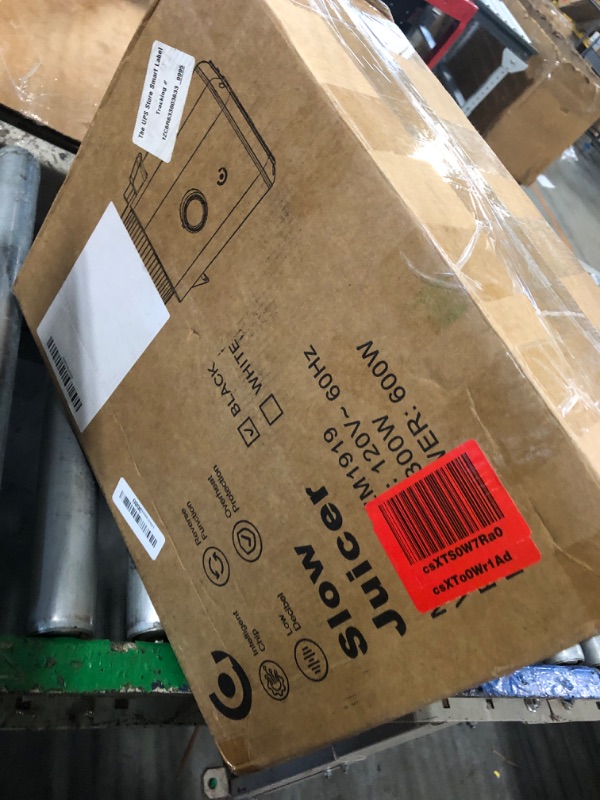 View 3 of [SOLD FOR PARTS] AMZCHEF Masticating Juicer - 6.5" Wide Chute, Premium Black