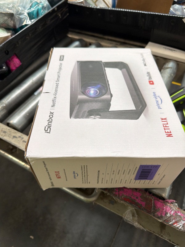 Photo 1 of *** KEYSTONE NOT WORKING *** [2000 ANSI/Auto Focus & Keystone/Built-in APP] 4K Outdoor Projector with Wifi and Bluetooth, Smart Portable Projector with Built in Apps YouTube/PrimeVideo & Dolby, Home Theater Projector with HDR10+