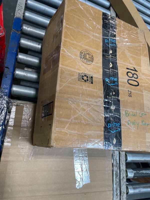 Photo 1 of ***ITEM DOES NOT WORK*** Trekora Vibration Plate Exercise Machine, Curved Vibration Plate for Lymphatic Drainage Weight Loss, 400 Lbs Capacity Shake Platform with 250 speeds Full Body Workout Equipment for Home Women Men