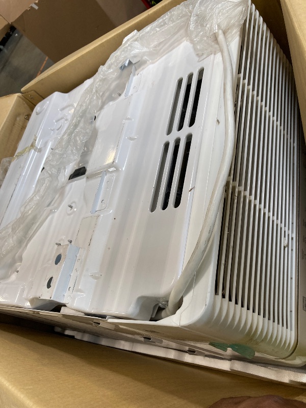 Photo 1 of ****** AS IS ALLSALES FINAL NO RETURNS*****Midea Inverter Window Air Conditioner with Heat – Quiet Window AC Unit and Heat Combo with Dehumidifier – Cools up to 550 Sq. Ft. – Energy Star Rated, Smart Control, Remote, 12,000 BTU