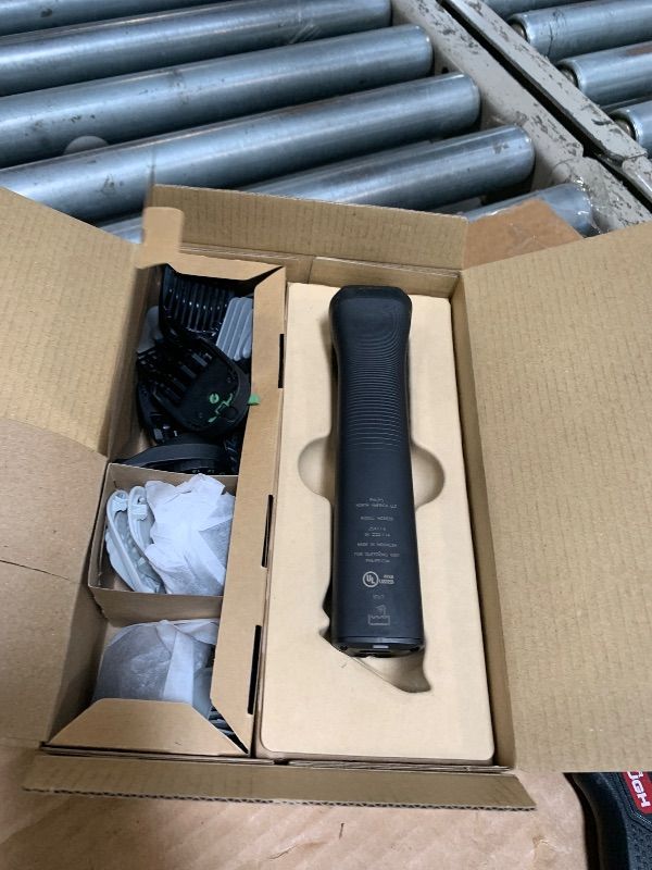 Photo 1 of ***07/25 SOLD FOR PARTS // FINAL SALE ***Philips Norelco Head Shaver Pro 9000 Series - Electric Shaver for Men and Women, 360° Flexing Head & ComfortCut Blades for Clean Shave, Gentle on Skin, Model HS9980/40