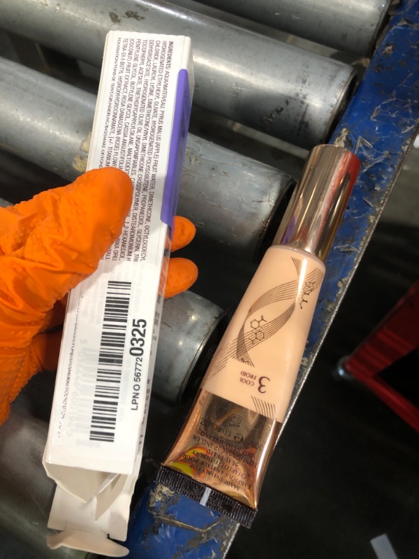 Photo 1 of * USED** Charlotte Tilbury Beautiful Skin Medium Coverage Hydrating Foundation - Buildable Liquid Makeup for Instant Glow, Plumping Hydration & Lasting Skincare Benefits - 3 Cool