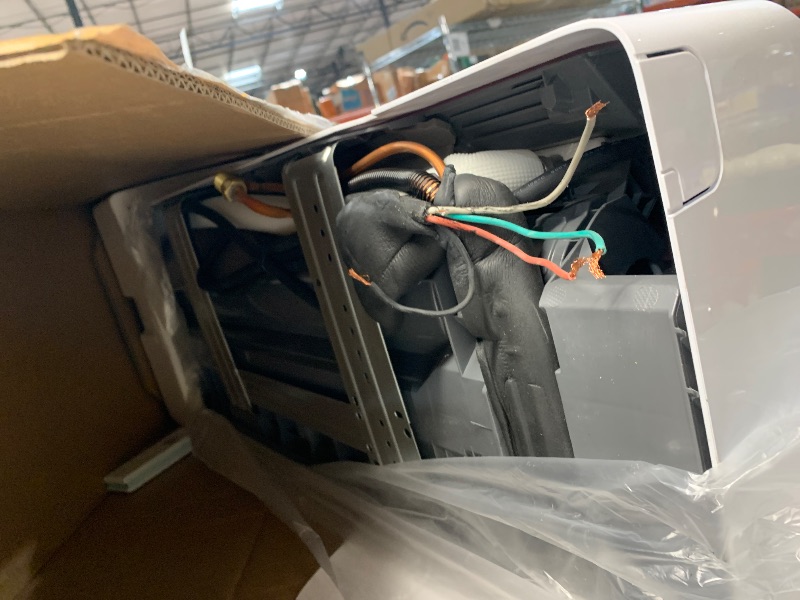 View 5 of ***PARTIAL SET -BOX 2/2 PRICE ADJUSTED***
PARTS ONLY
YITAHOME 12000 BTU Mini Split AC/Heating System