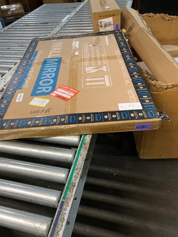 Photo 1 of ***FACTORY SEALED***
XRAMFY 36" Arched Wall Mirror - Black