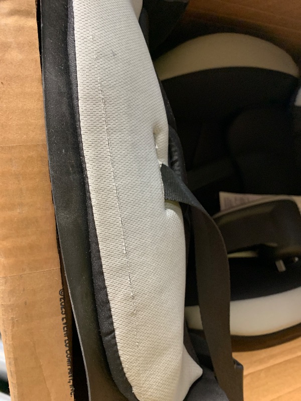 Photo 1 of ***DAMAGED - SEE NOTES/PICTURES*** Evenflo Maestro Sport Booster Car Seat (Granite Gray)