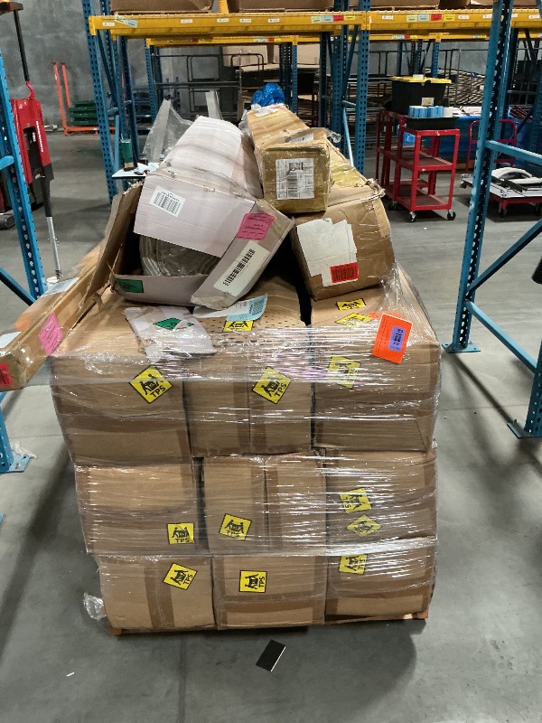 Photo 1 of Nellis XL Pallet: Mattresses, Deck Hardware, Axles (+8 more)