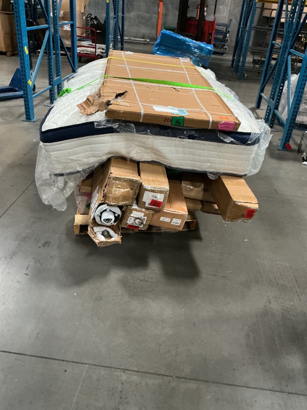View 5 of Nellis XL Pallet: Axles, Mattresses, Shower Doors (+9 more)