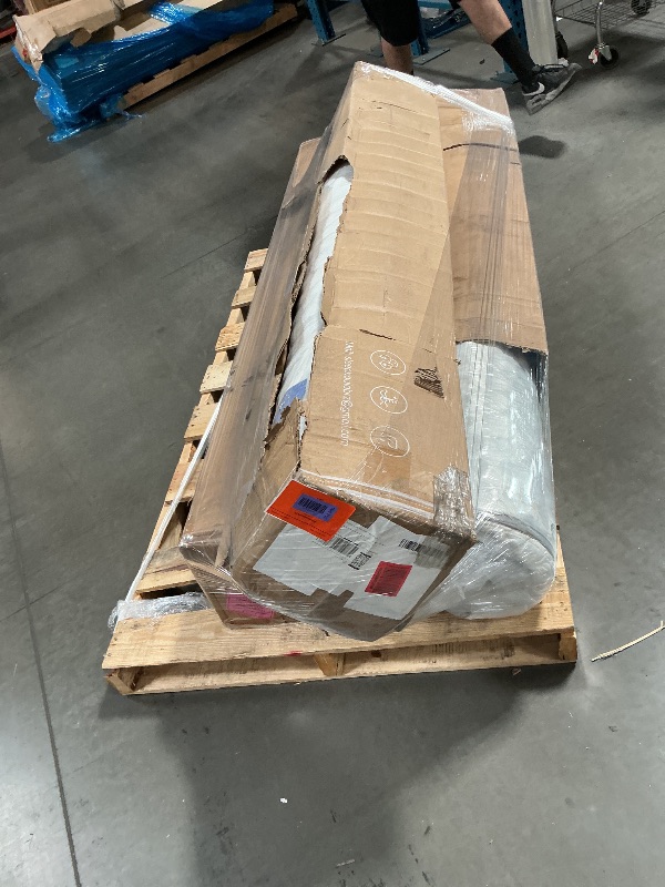 Photo 1 of Nellis XL Pallet: Mattresses & More