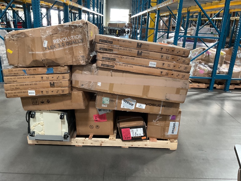 Photo 1 of Nellis XL Pallet: Inflatable Bouncers, Gooseneck Hitch, Portable (+17 more)