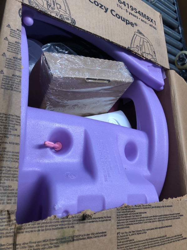 View 3 of ***NO LID******MISSING PARTS***

Little Tikes Fairy Cozy Coupe (Amazon Exclusive) Large