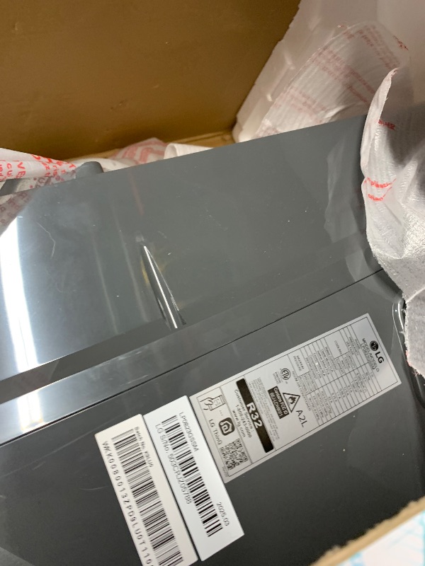 View 3 of ***UNABLE TO TEST***
LG 8000 BTU Portable Air Conditioner