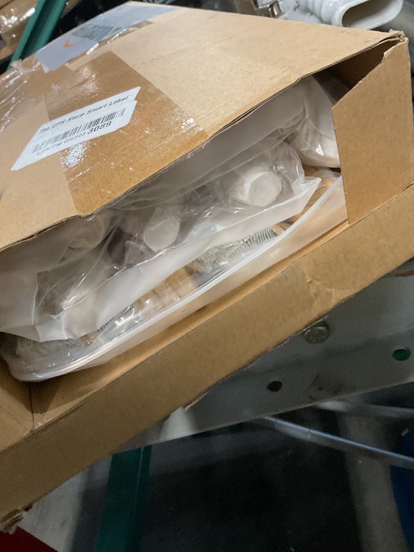 View 3 of ***MISSING PARTS***
SilTriangle White Folding Fans & Parasols (72 Pcs)