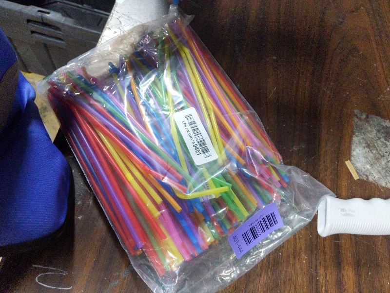 Photo 1 of [200 Pack] 8.5" High Multicolour Flexible Plastic Straws,Bendable Disposable Drinking Straws for Home Use Milk Juice Drinks