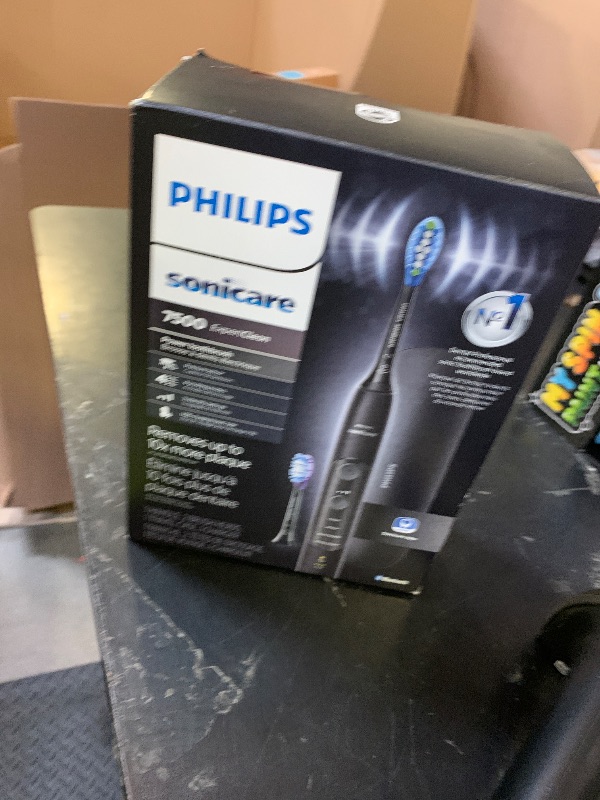 Photo 1 of Philips Sonicare ExpertClean 7500 Black, Rechargeable Electric Power Toothbrush, HX9690/05