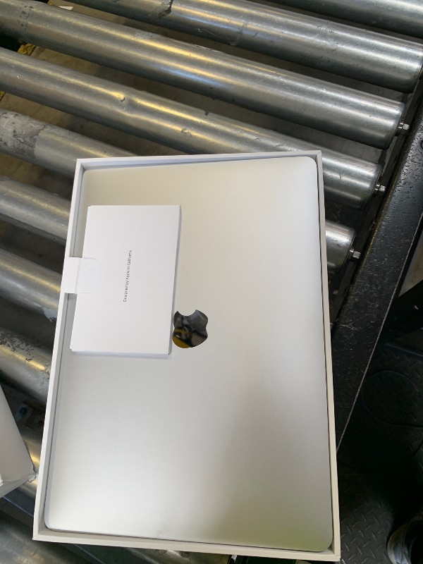 Photo 1 of 2020 Apple MacBook Air Laptop: Apple M1 Chip, 13” Retina Display, 8GB RAM, 256GB SSD Storage, Backlit Keyboard, FaceTime HD Camera, Touch ID. Works with iPhone/iPad; Silver