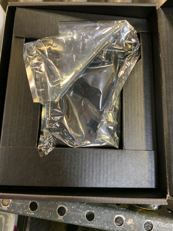 Photo 1 of ASUS ThunderboltEX 4 with Intel® Thunderbolt™ 4 JHL 8540 Controller, 2 USB Type-C Ports, up to 40Gb/s bi-Directional Bandwidth, DisplayPort 1.4 Support, up to 100W Quick Charge, Black