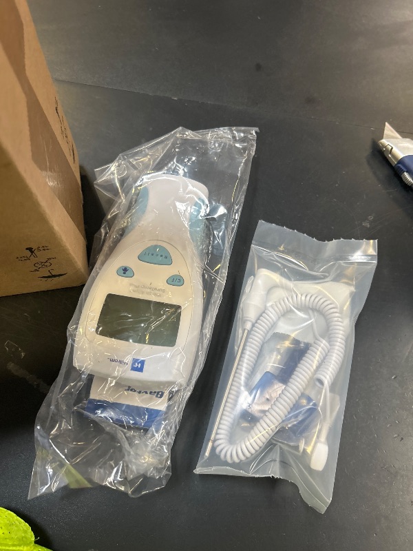 Photo 1 of WELCH ALLYN SURETEMP Plus Electronic Thermometer