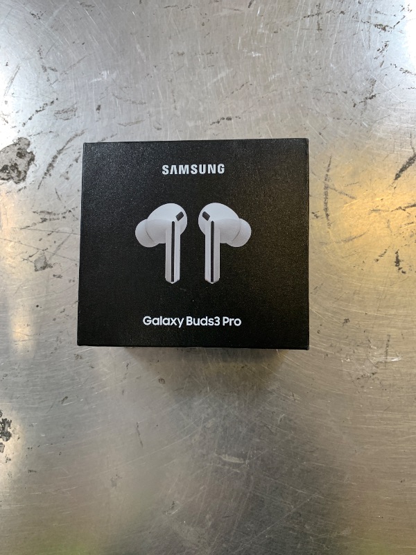 Photo 1 of Samsung Galaxy Buds 3 Pro AI True Wireless Bluetooth Earbuds, Noise Cancelling, Sound Optimization, Redesigned Comfort Fit, White [US Version, Amazon Exclusive, 2Yr Warranty]