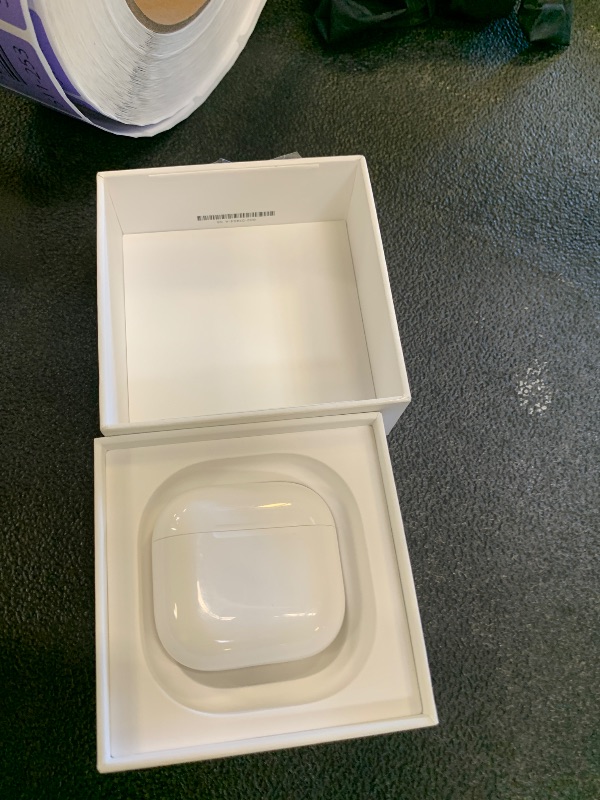 Photo 1 of Apple AirPods 4 Wireless Earbuds