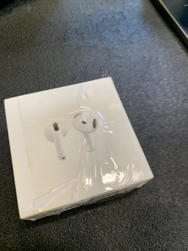 Photo 1 of Apple AirPods 4 Wireless Earbuds