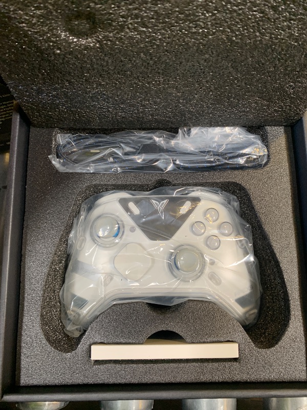Photo 1 of FLYDIGI Apex 5 PC Controller, Forceflex Joystick 2.0, ForceAdapt Triggers, 3ms Ultra-Low Latency, RGB Light Bar, Full-Color LCD Display,1500mAh Battery PC/NS/Android/TV