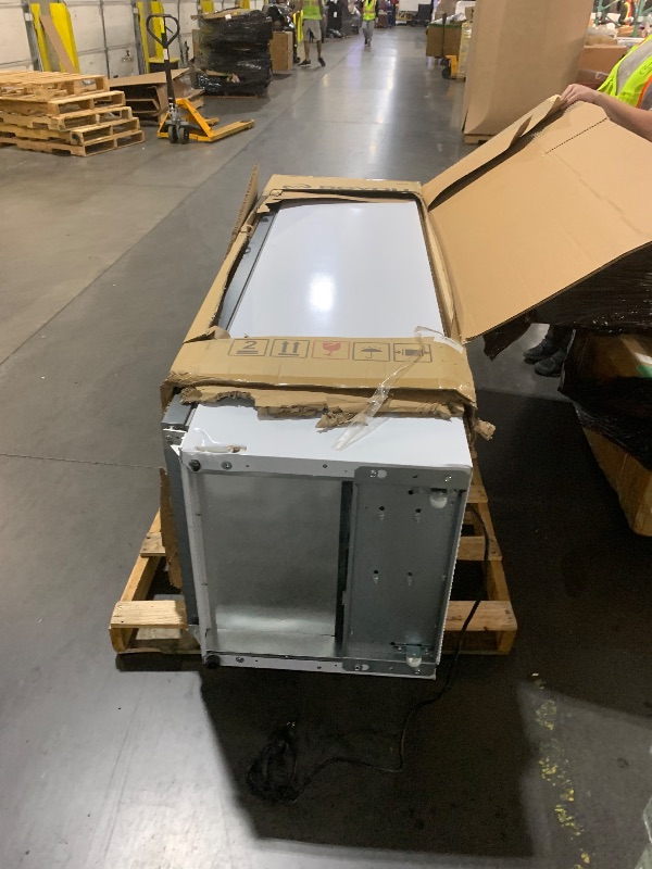 View 3 of ***MAJOR DAMAGE*****TRUCK/TRAILER PICKUP ONLY***BEYOU 10.7 Cu. ft. Commercial Freezer Upright with Single Glass Door