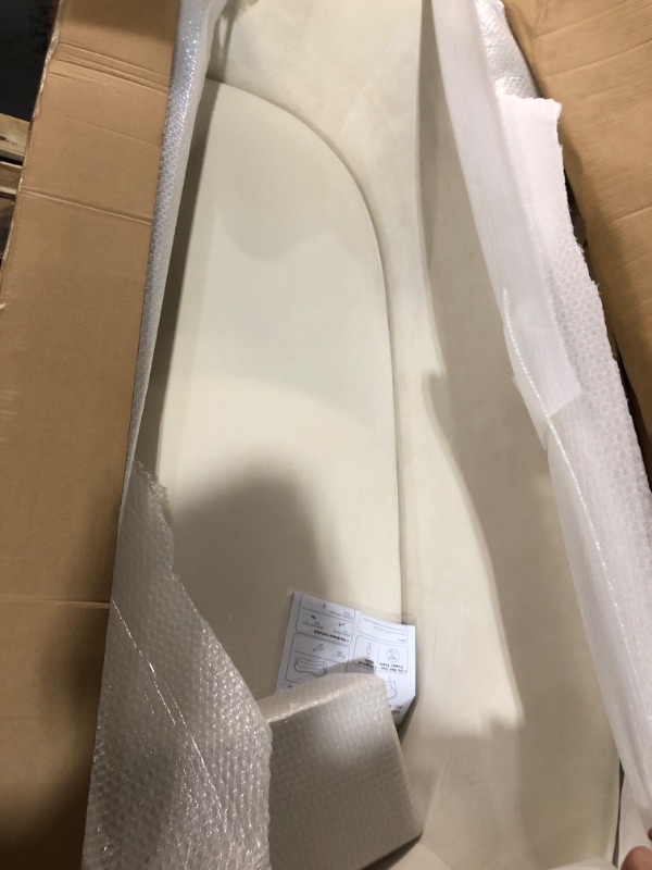 View 2 of ***TRUCK/TRAILER PICKUP ONLY***
Meridian Furniture Ritz Cream Velvet Loveseat 67" W