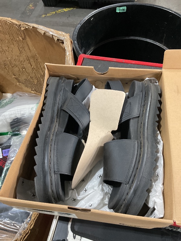 View 3 of ***MINOR DAMAGE***
Dr. Martens Women's Voss Platform Sandals