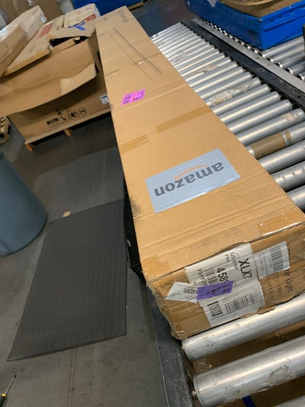 Photo 1 of ***TRUCK/TRAILER PICKUP ONLY***SLAclite 8FT LED Linear Light Fixture