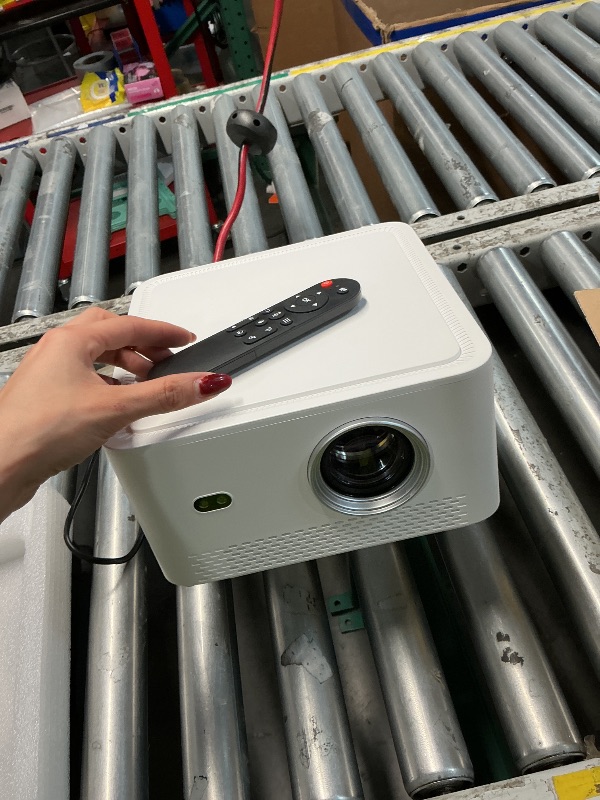 Photo 1 of [Android 14 & 800ANSI] Magcubic Mini Projector 4K 8K Support, Smart Projector Native 1080P with WiFi 6, Bluetooth 5.4, Auto Focus, Auto Keystone, 180° Rotation, Portable Projetor for Bedroom HY450Max
