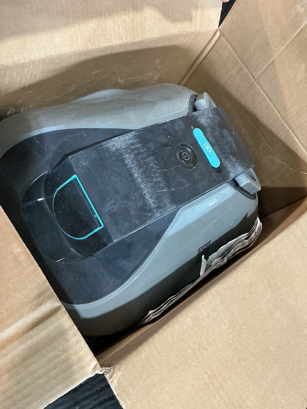 Photo 1 of ***NONFUNCTIONAL DOESNT HOLD A CHARGE***
Robotic Pool Cleaner, Cordless Pool Vacuum for Above Ground & Inground Pools, 200mins Runtime Automatic Pool Vacuum Robot for Leaves & Dirt, Powerful Suction up to 2500 sq.ft, Self Parking-Sky