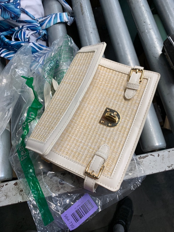 View 3 of **DAMAGED LATCH**(READ NOTES)
KKXIU Straw Purse for Women, Summer Beach Shoulder Bag for Vacation
