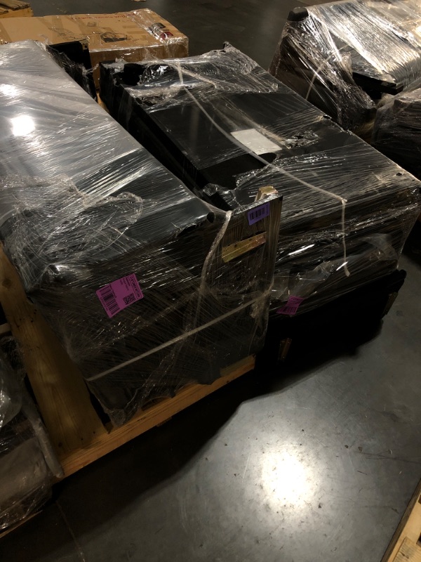 Photo 1 of ***PARTIAL SET - PRICE ADJUSTED***TRUCK/TRAILER PICKUP ONLY***STOCK PHOTO FOR REFERENCE ONLY***Convertible Pull-Out Modular Sectional Sofa in. Black 
