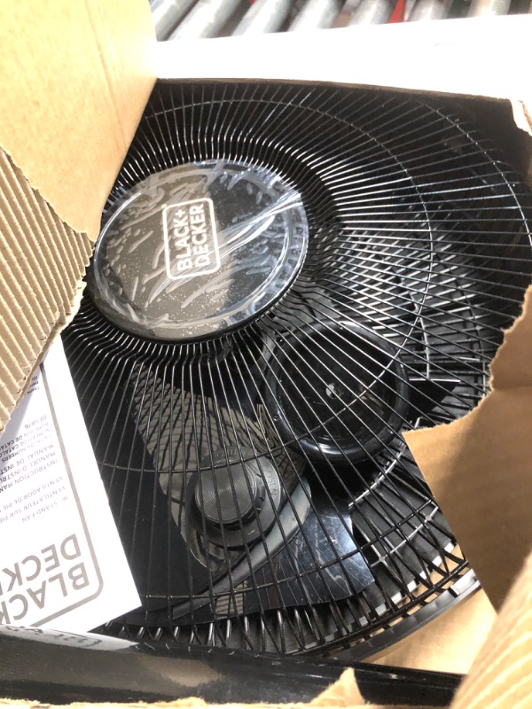 View 2 of *blades broken PARTS ONLY*BLACK+DECKER 16" Oscillating Pedestal Fan
