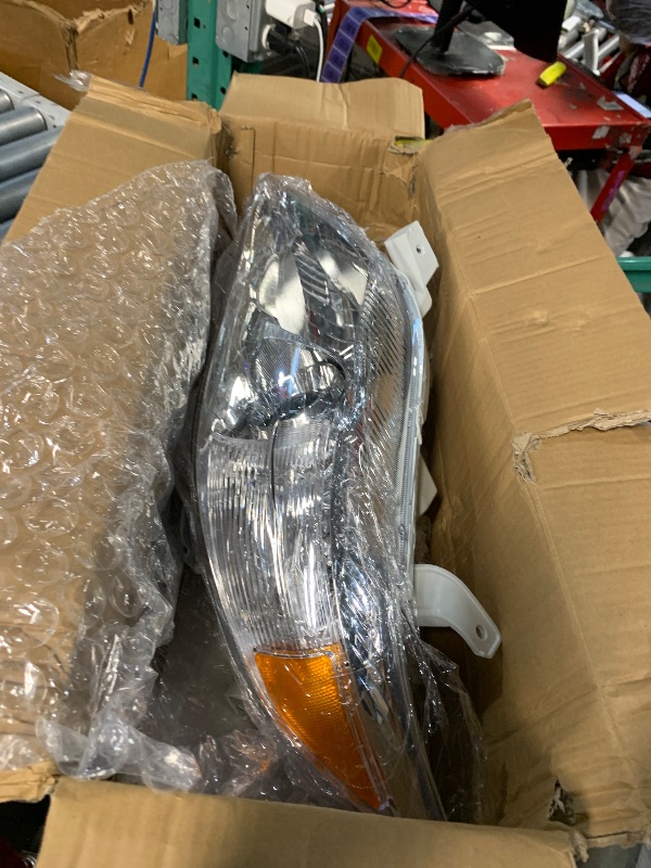 Photo 1 of ***STOCK PHOTO FOR REFERENCE ONLY**GXYWADY Headlight Assembly Replacement for 2010 2011 10 11 Camry Headlight TO2502191 81150-06500 Left Driver Side