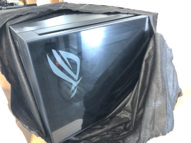 View 4 of ***FACTORY SEALED - OPENED FOR INSPECTION***
ASUS ROG G700 (2025) Gaming Desktop PC, Intel® Core™ Ultra 7 265F Processor, NVIDIA® GeForce RTX™ 5070, 1TB M.2 NVMe™ PCIe® 4 SSD, 32GB DDR5 RAM, Windows 11 Pro, G700TF-XS776