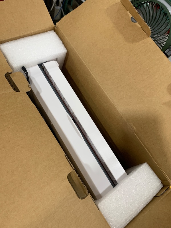 Photo 1 of Chilino 13" 4-Roller Laminator Machine (11x17)