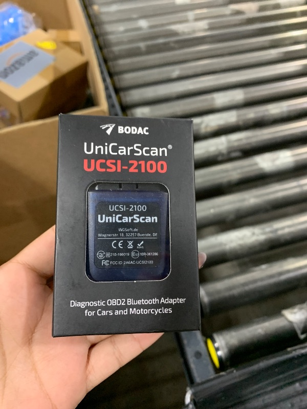 Photo 1 of UniCarScan UCSI-2100 OBD2 Bluetooth 4.0 Scanner for BimmerCode & MotoScan