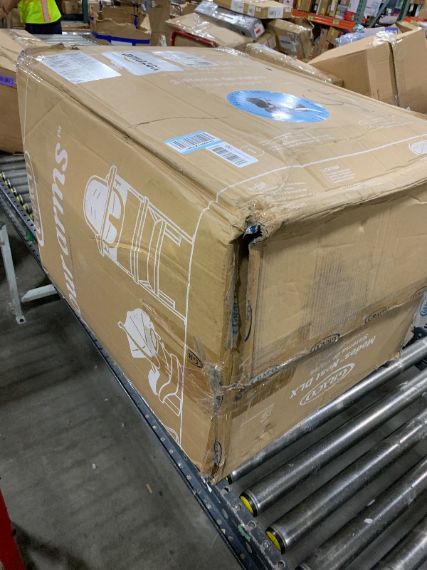 Photo 1 of Graco Modes Nest DLX Travel System Raven