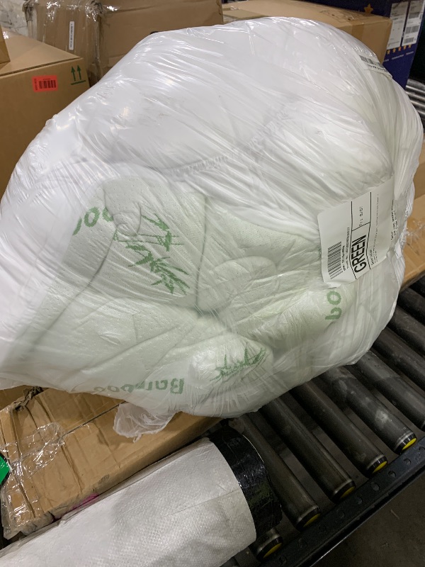 Photo 1 of Niagara Sleep Solution King Mattress Topper