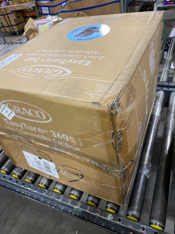 Photo 1 of Graco EasyTurn 360 2-in-1 Convertible Car Seat