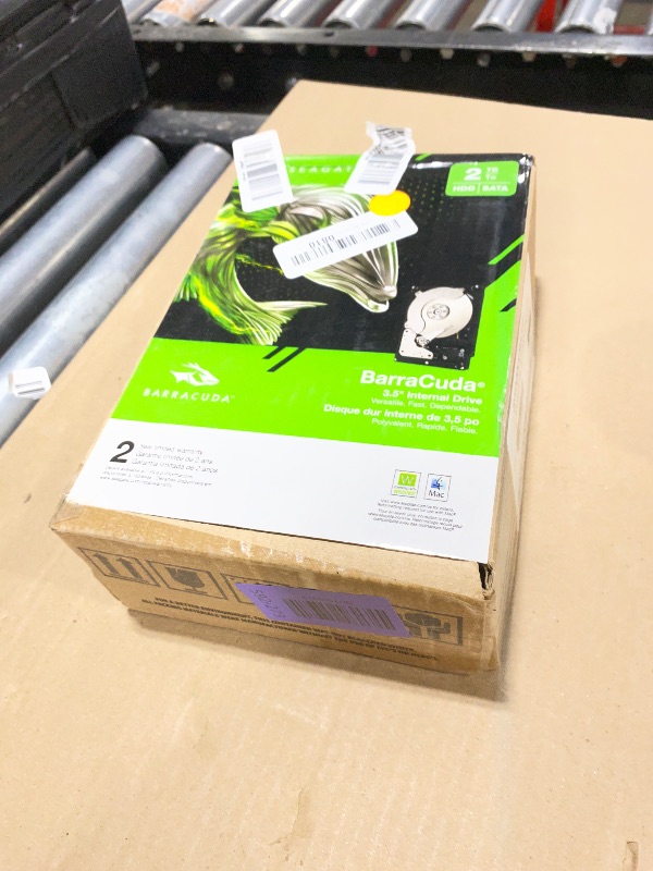 Photo 1 of Seagate BarraCuda 2TB Internal Hard Drive HDD – 3.5 Inch SATA 6Gb/s 7200 RPM 256MB Cache – Frustration Free Packaging (ST2000DM008/ST2000DMZ08)