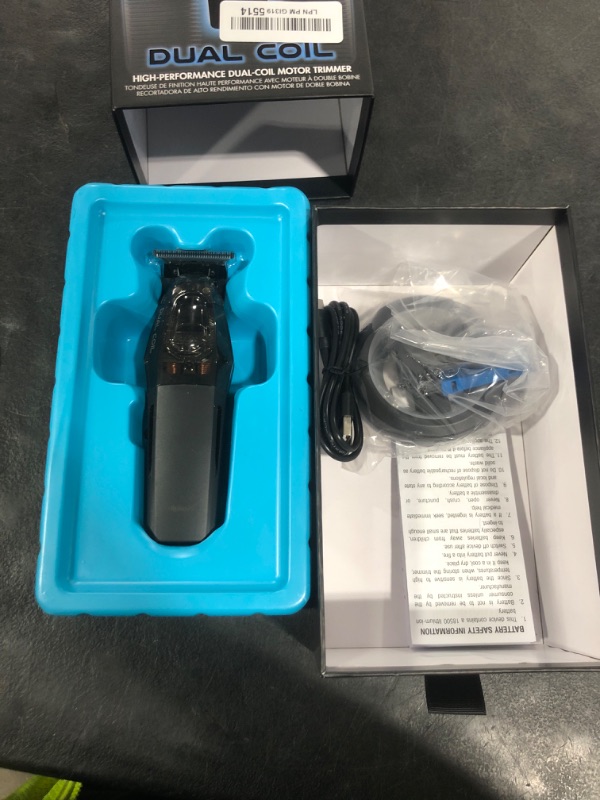 Photo 1 of BaBylissPRO FX7095B Dual Coil Trimmer