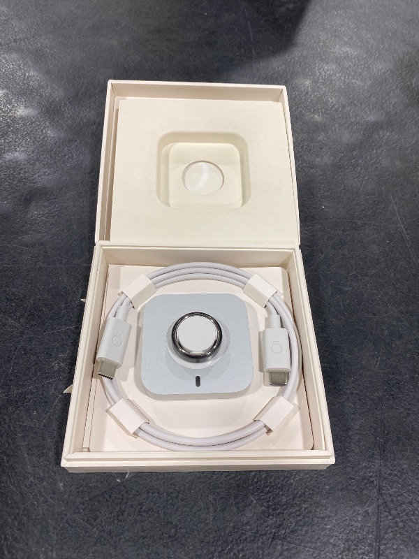 Photo 1 of OURA Ring 5 Smart Ring - Stealth - Size 9