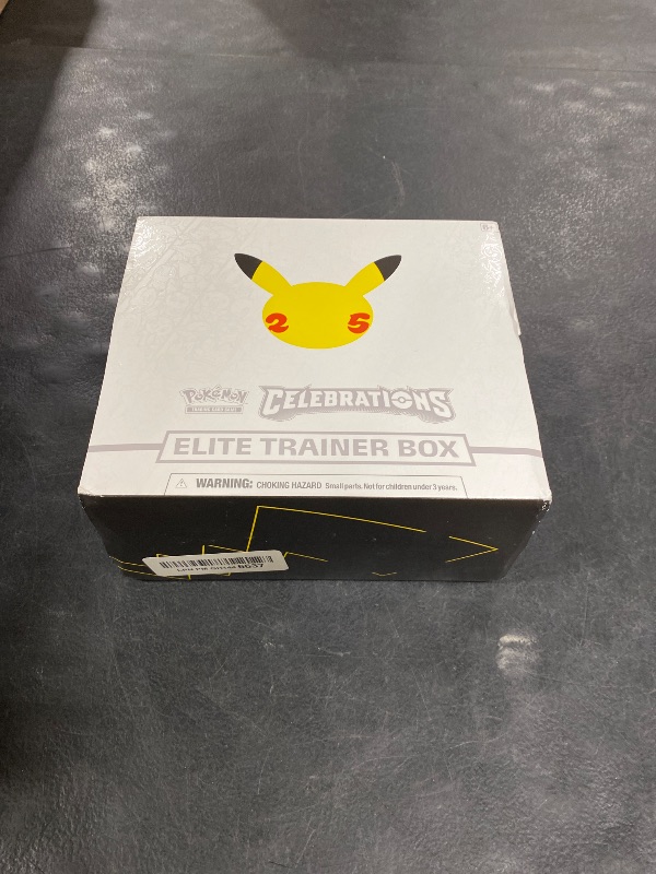 Photo 1 of Pokemon 25th Anniversary Celebrations Elite Trainer Box
