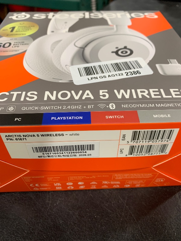 Photo 1 of SteelSeries Arctis Nova 5 Wireless Headset - White
