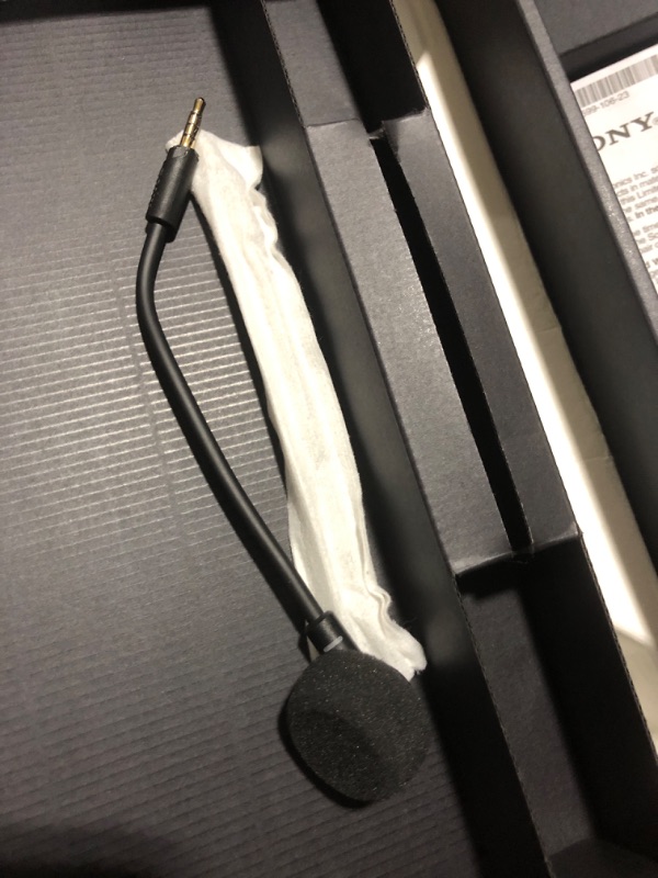View 6 of Sony INZONE H9 II Wireless Noise Cancelling Gaming Headset, White