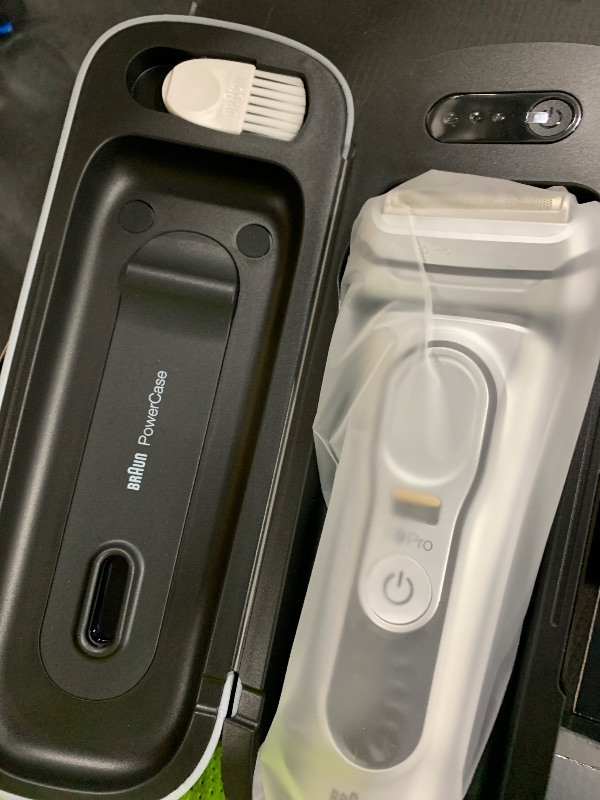 Photo 1 of Braun Series 9 Pro 9477cc Electric Shaver